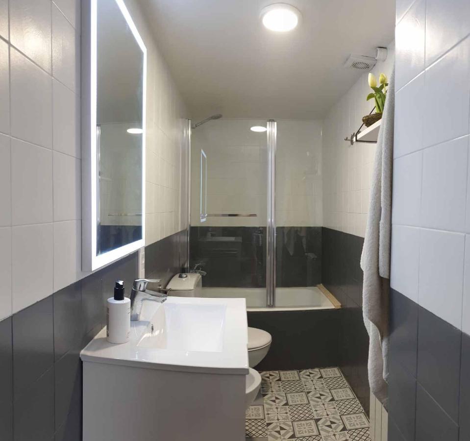 Casa Lola - Terraza Panoramica En El Centro Del Pueblo Apartment Сан Хуан де лес Абадесес Екстериор снимка