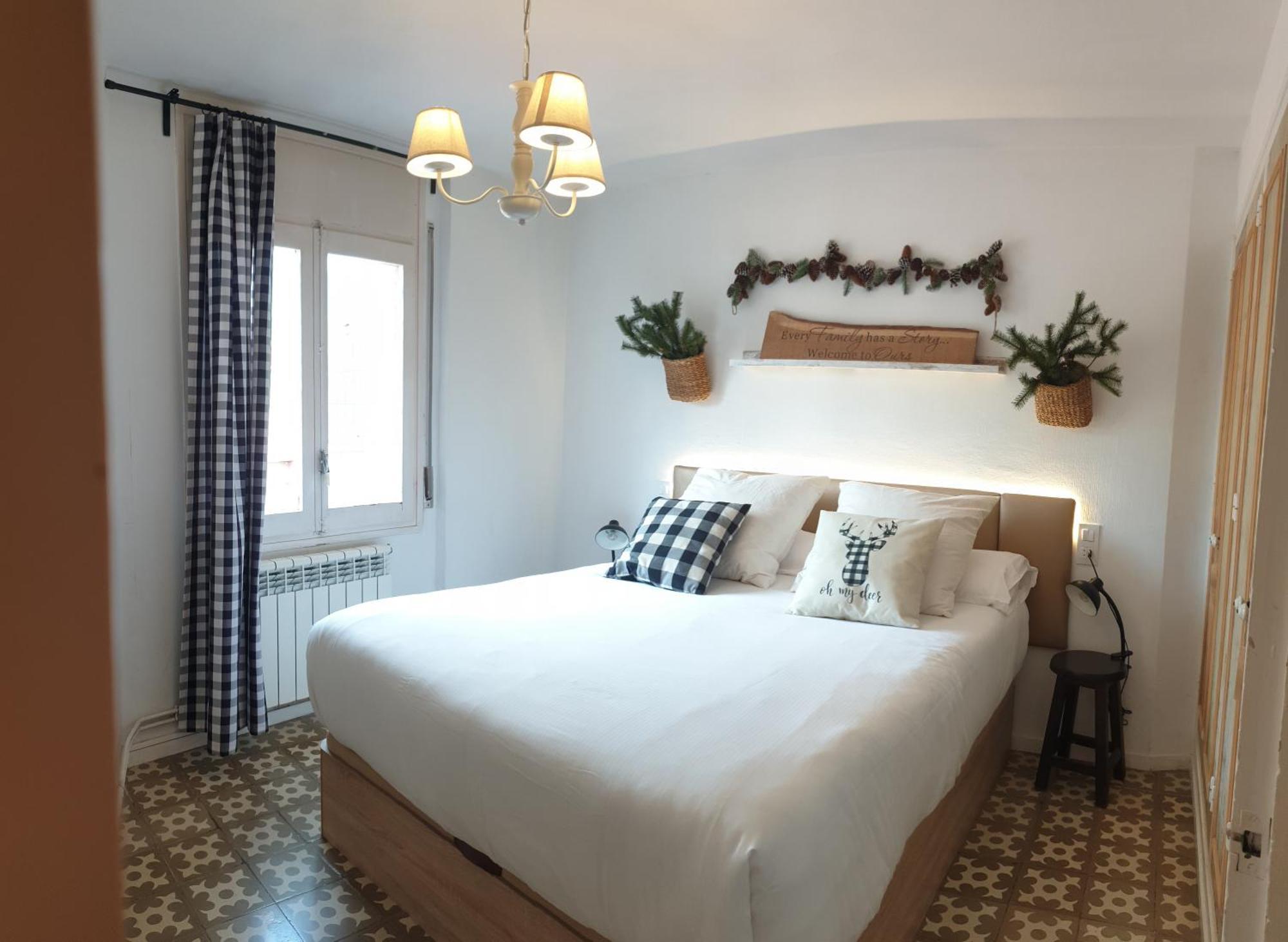 Casa Lola - Terraza Panoramica En El Centro Del Pueblo Apartment Сан Хуан де лес Абадесес Екстериор снимка